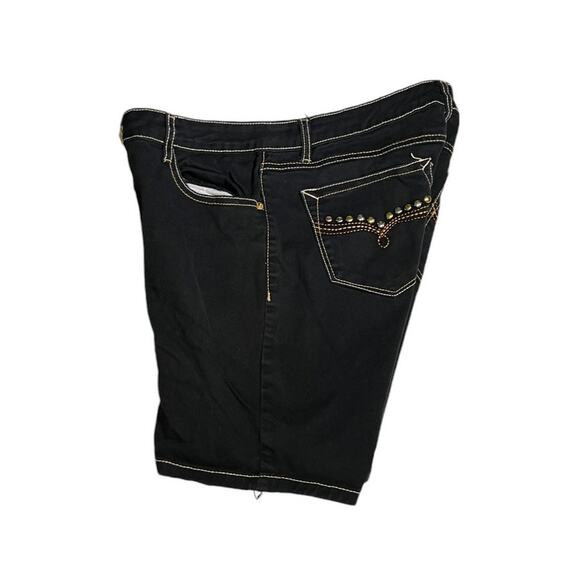 Y2K Southpole Denim Jean Short Womens Size 9 Black Contrast Embroidered & Bling - Picture 3 of 7